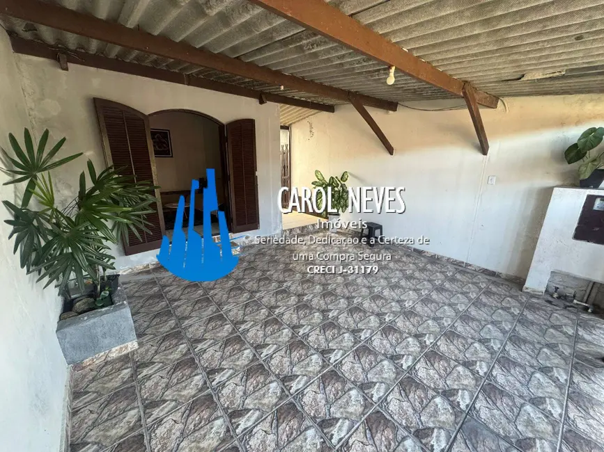 Foto 2 de Sobrado com 2 quartos à venda, 118m2 em Mongagua - SP