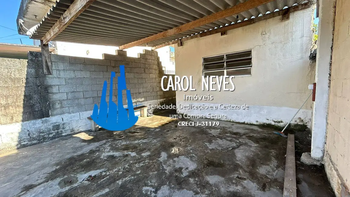 Foto 2 de Casa com 2 quartos à venda, 90m2 em Mongagua - SP