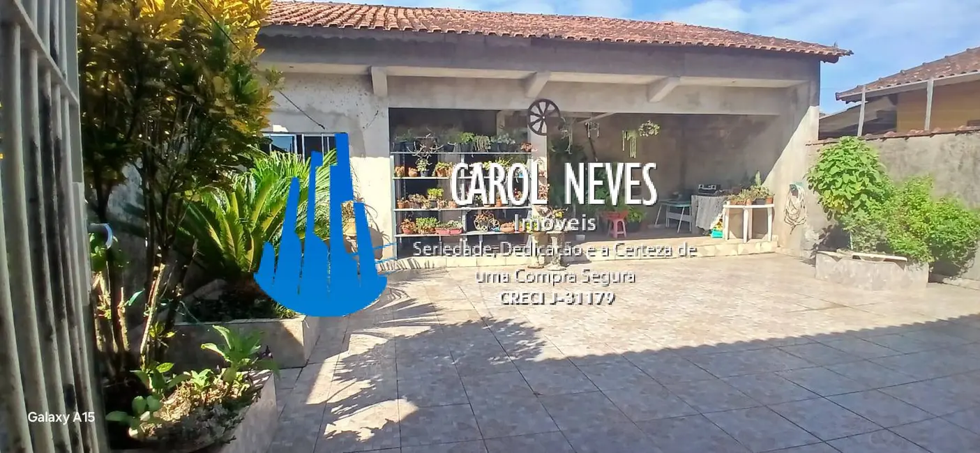 Foto 2 de Casa com 3 quartos à venda, 89m2 em Mongagua - SP