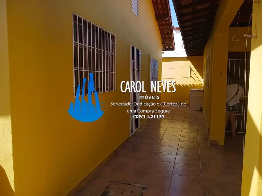 Foto 8 de Casa com 2 quartos à venda, 94m2 em Mongagua - SP