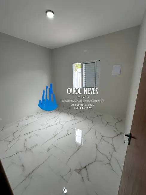 Foto 8 de Casa com 2 quartos à venda, 70m2 em Itanhaem - SP