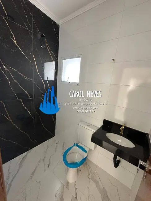 Foto 9 de Casa com 2 quartos à venda, 70m2 em Itanhaem - SP
