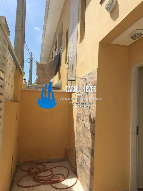 Foto 2 de Sobrado com 2 quartos à venda, 78m2 em Itanhaem - SP