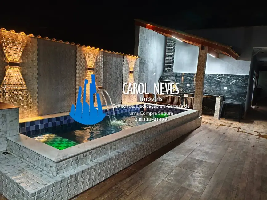 Foto 2 de Casa com 2 quartos à venda, 80m2 em Itanhaem - SP