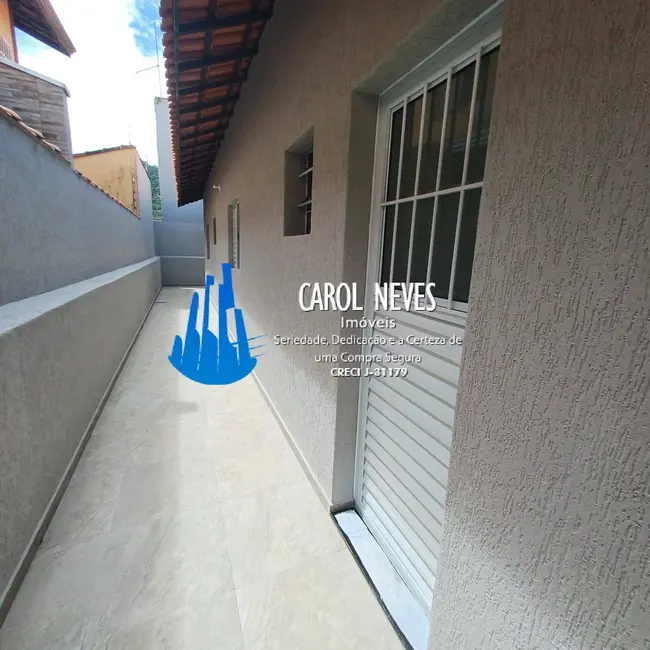 Foto 3 de Casa com 2 quartos à venda, 68m2 em Mongagua - SP