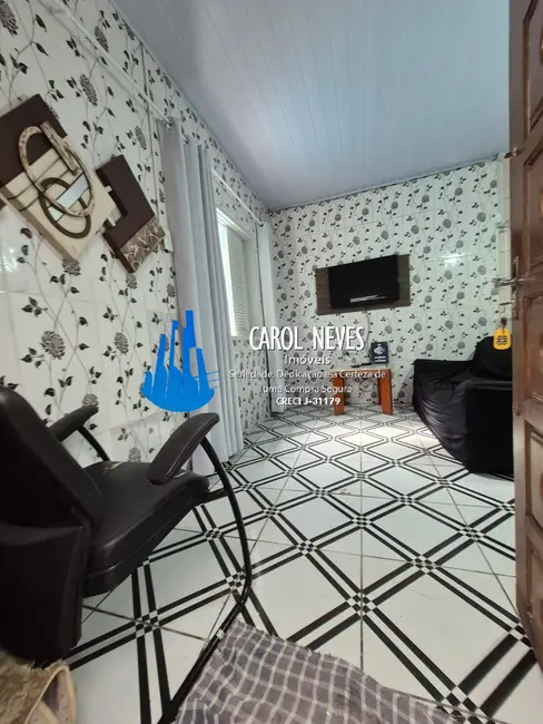 Foto 3 de Casa com 2 quartos à venda em Mongagua - SP