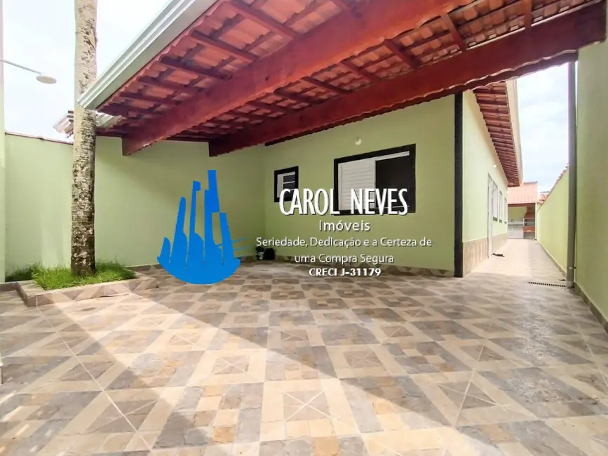 Foto 2 de Casa com 2 quartos à venda, 98m2 em Mongagua - SP