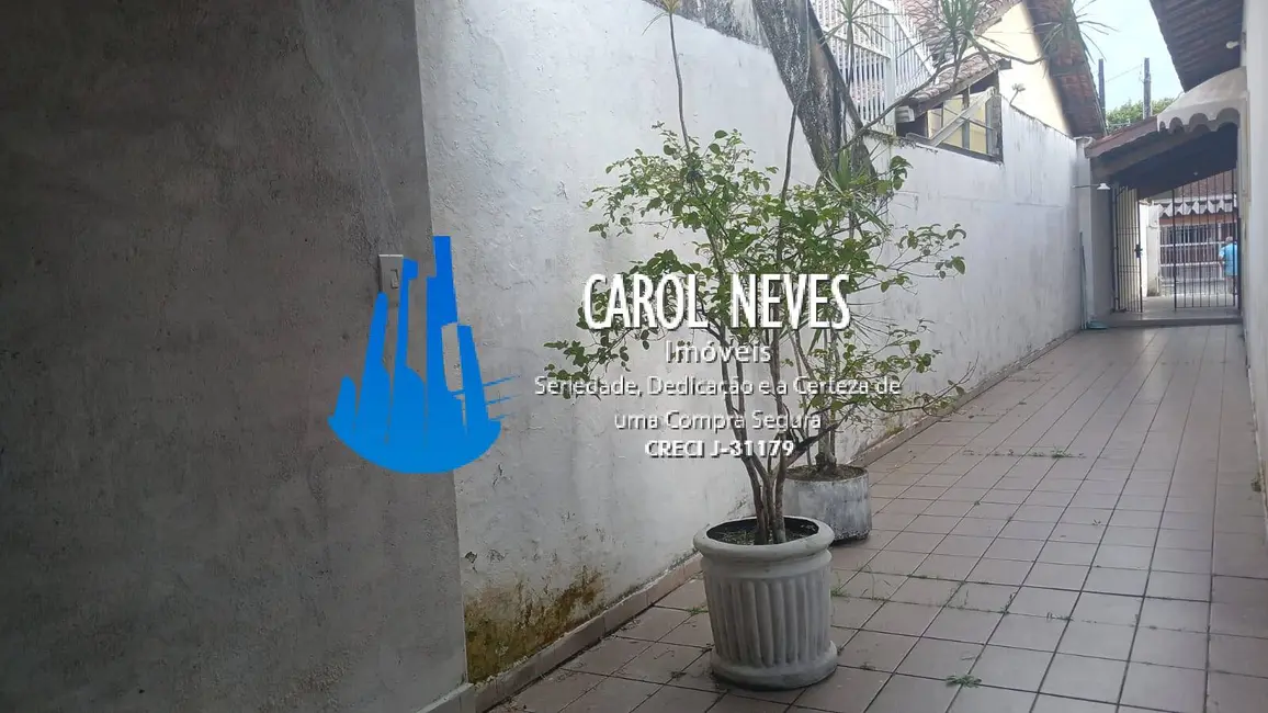 Foto 4 de Casa com 2 quartos à venda, 89m2 em Mongagua - SP