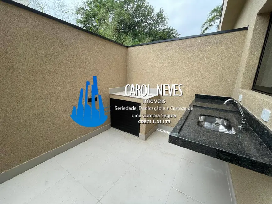 Foto 4 de Casa com 2 quartos à venda, 86m2 em Mongagua - SP
