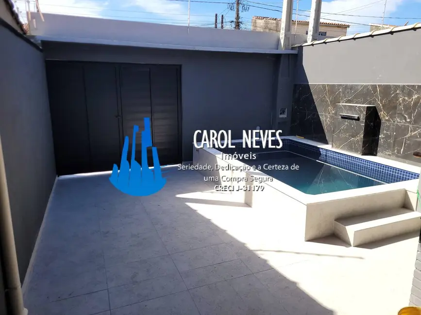 Foto 2 de Casa com 2 quartos à venda, 74m2 em Itanhaem - SP