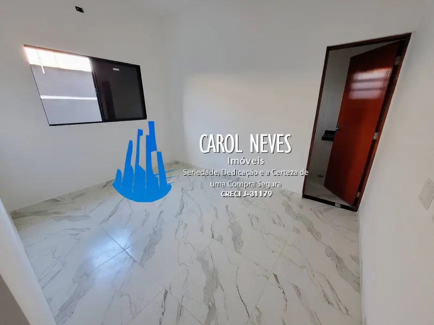 Foto 6 de Casa com 2 quartos à venda, 74m2 em Itanhaem - SP