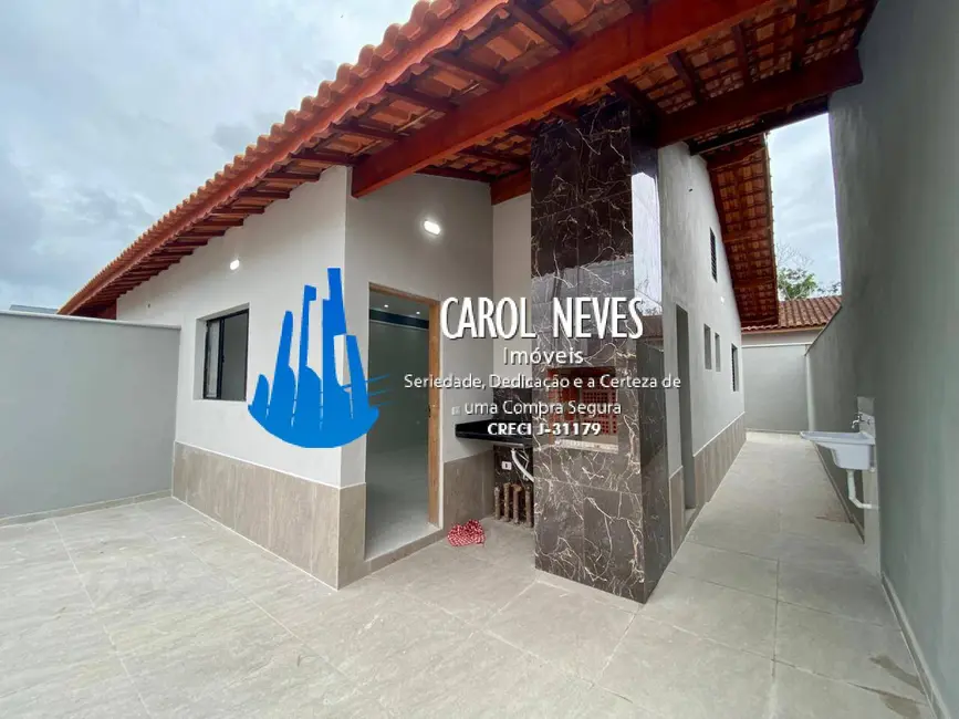 Foto 4 de Casa com 2 quartos à venda, 61m2 em Mongagua - SP