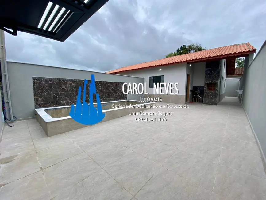 Foto 2 de Casa com 2 quartos à venda, 61m2 em Mongagua - SP