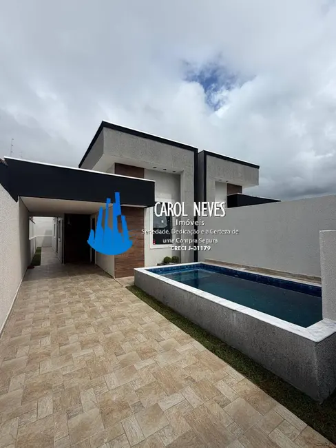 Foto 2 de Casa com 2 quartos à venda, 75m2 em Itanhaem - SP