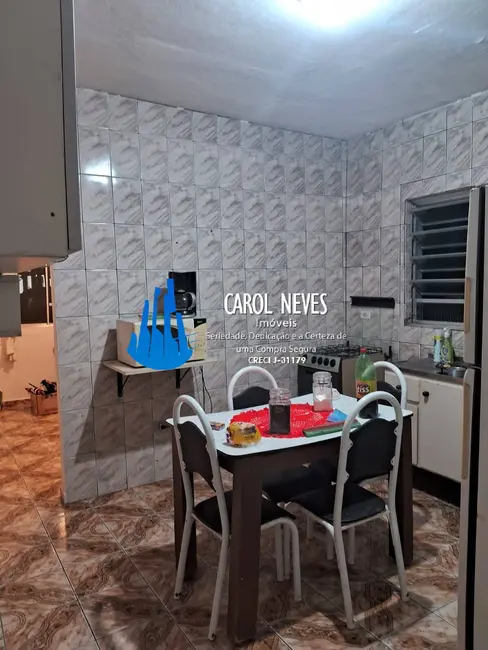 Casa com 2 quartos à venda, 92m2 em Princesa, Praia Grande - SP - imagem 4 Foto 4 de Casa com 2 quartos à venda, 92m2 em Princesa, Praia Grande - SP