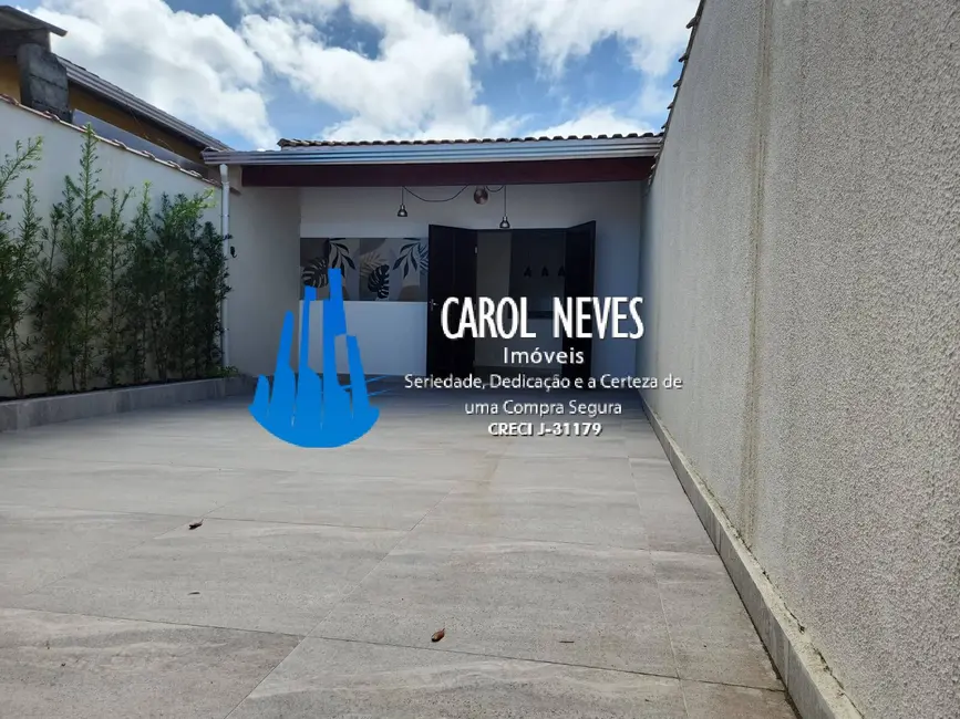 Foto 3 de Casa com 2 quartos à venda, 90m2 em Mongagua - SP