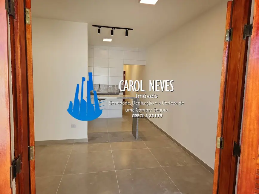 Foto 8 de Casa com 2 quartos à venda, 90m2 em Mongagua - SP
