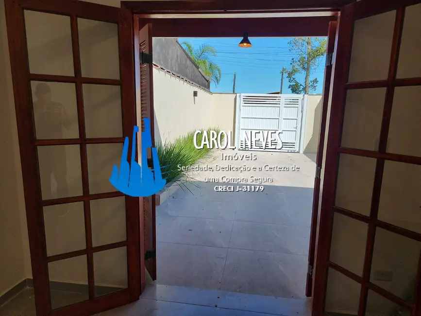 Foto 7 de Casa com 2 quartos à venda, 90m2 em Mongagua - SP