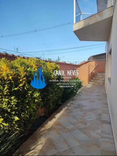 Foto 2 de Casa com 2 quartos à venda, 63m2 em Mongagua - SP