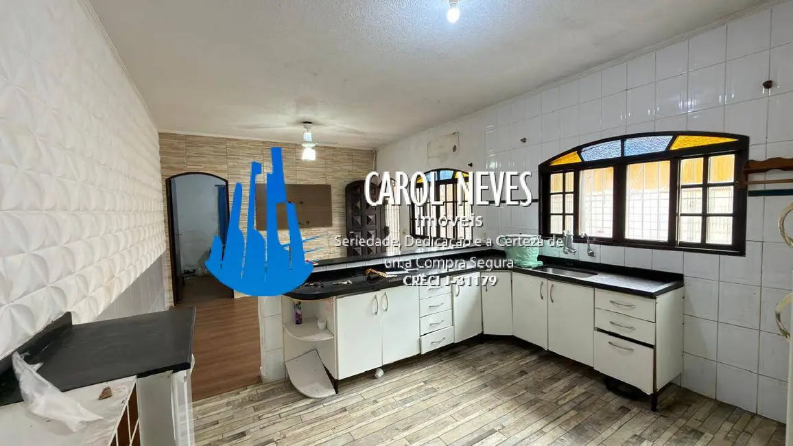 Foto 8 de Casa com 2 quartos à venda, 66m2 em Mongagua - SP
