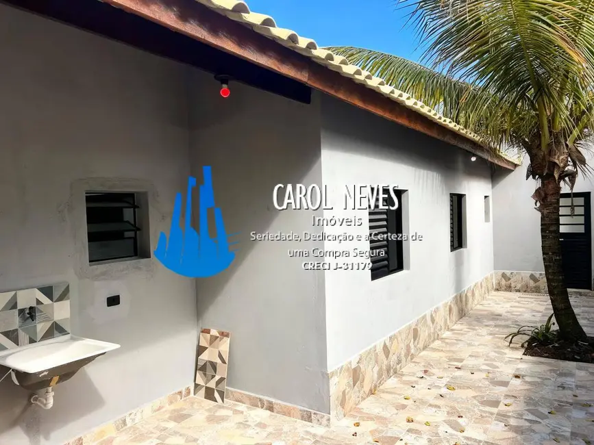 Foto 2 de Casa com 2 quartos à venda, 80m2 em Itanhaem - SP
