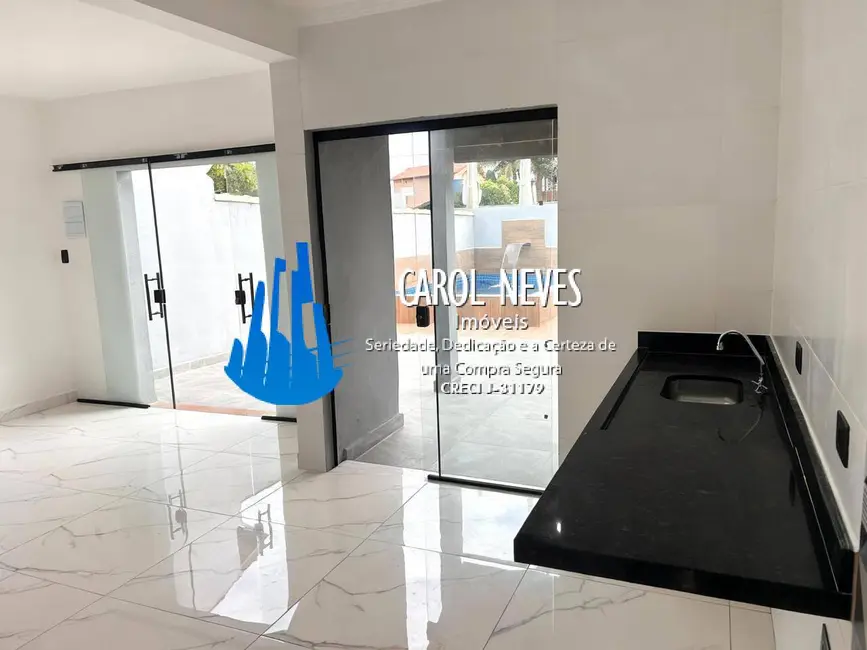 Foto 8 de Casa com 2 quartos à venda, 80m2 em Itanhaem - SP