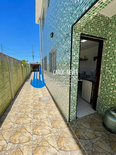 Foto 2 de Casa com 2 quartos à venda, 65m2 em Itanhaem - SP