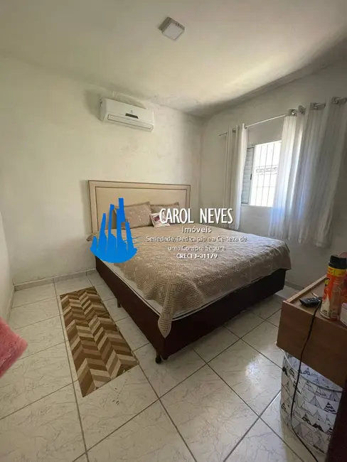 Foto 8 de Casa com 2 quartos à venda, 65m2 em Itanhaem - SP