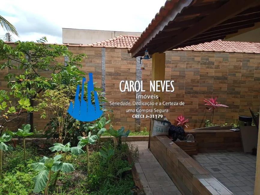 Foto 3 de Casa com 2 quartos à venda, 210m2 em Mongagua - SP