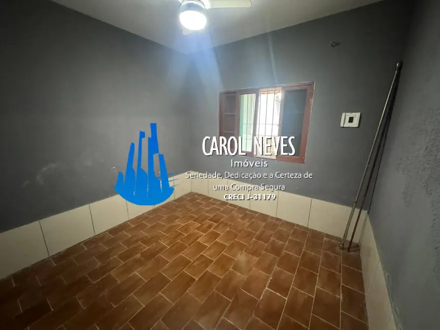 Foto 9 de Casa com 2 quartos à venda, 143m2 em Mongagua - SP