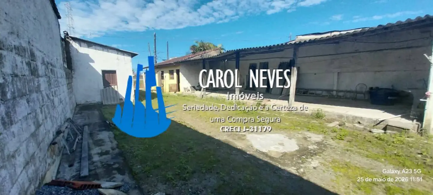 Casa com 3 quartos para alugar em Itanhaem - SP - imagem 3 Foto 3 de Casa com 3 quartos para alugar em Itanhaem - SP