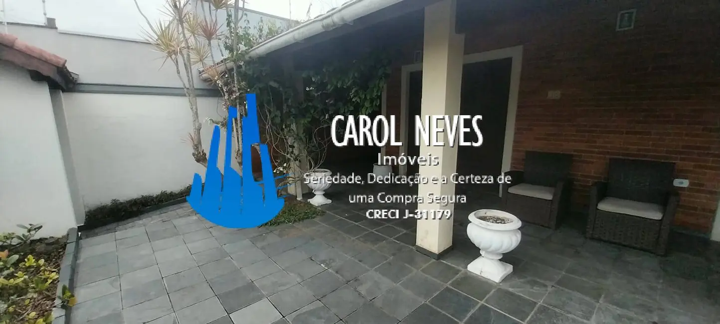 Foto 3 de Casa com 5 quartos à venda, 264m2 em Itanhaem - SP