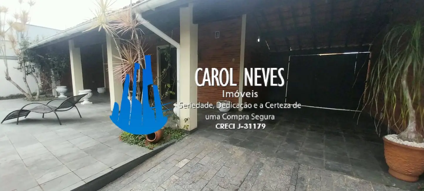 Foto 2 de Casa com 5 quartos à venda, 264m2 em Itanhaem - SP