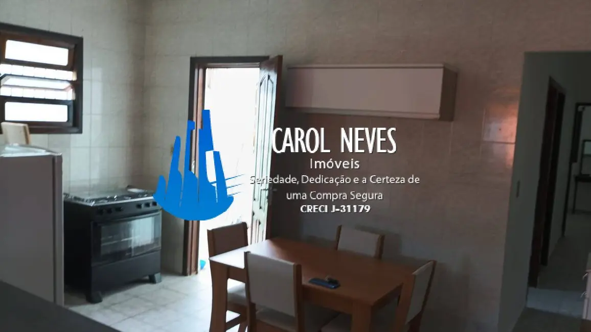 Foto 8 de Casa com 2 quartos à venda, 85m2 em Peruibe - SP