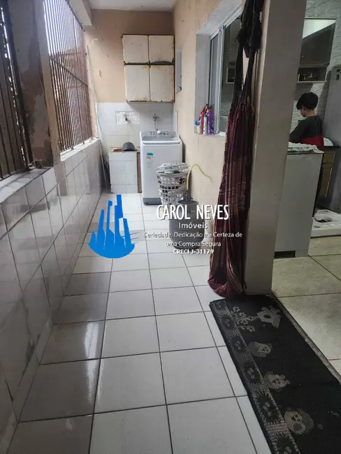 Sobrado com 4 quartos à venda, 65m2 em Mongagua - SP - imagem 4 Foto 4 de Sobrado com 4 quartos à venda, 65m2 em Mongagua - SP