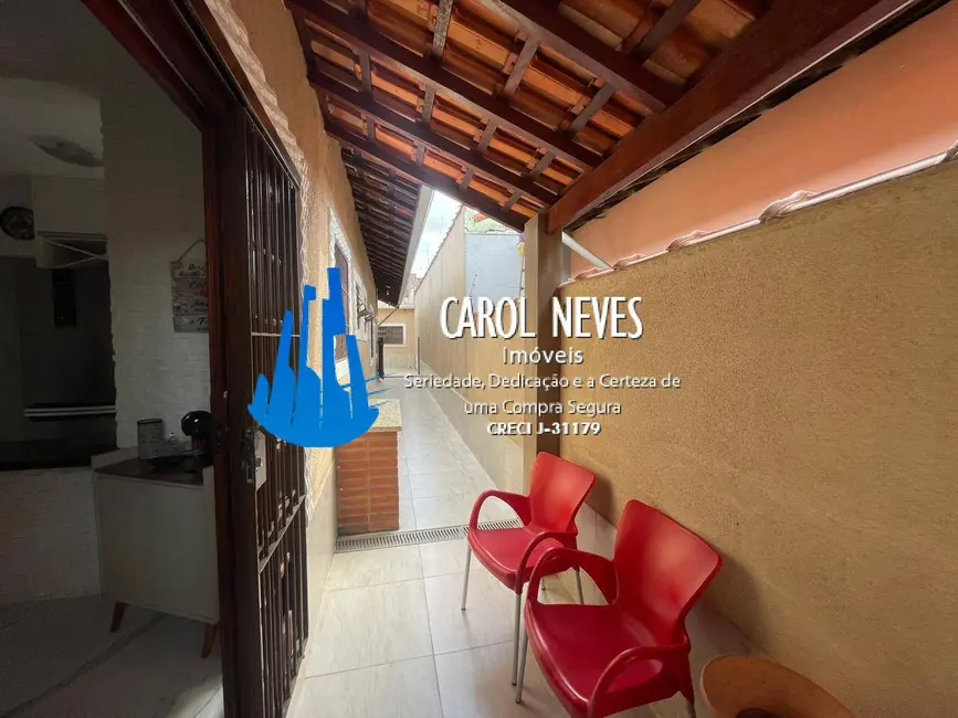 Foto 4 de Casa com 2 quartos à venda, 108m2 em Mongagua - SP