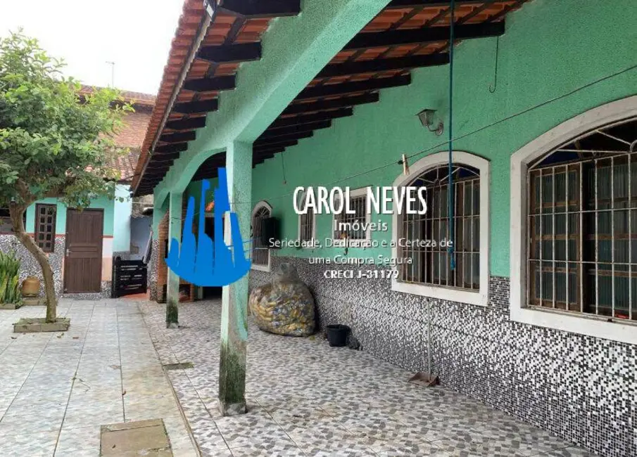 Foto 2 de Casa com 2 quartos à venda, 265m2 em Itanhaem - SP