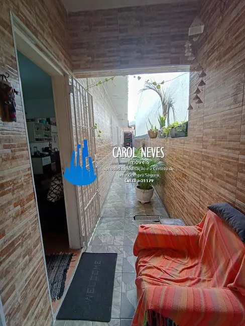 Foto 4 de Casa com 2 quartos à venda, 80m2 em Mongagua - SP