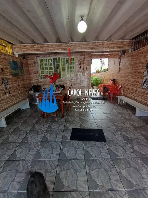 Foto 2 de Casa com 2 quartos à venda, 80m2 em Mongagua - SP