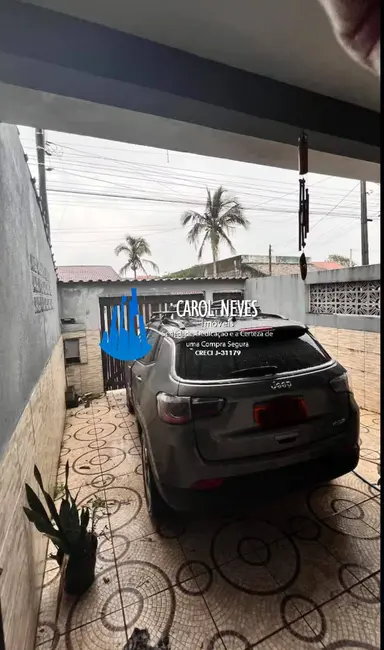 Foto 2 de Sobrado com 2 quartos à venda, 90m2 em Itanhaem - SP