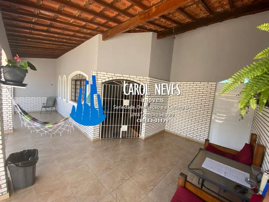 Foto 7 de Casa com 3 quartos para alugar, 158m2 em Itanhaem - SP