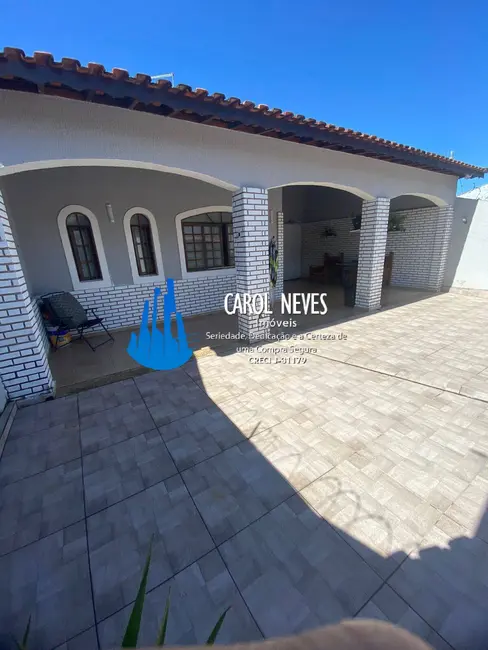 Casa com 3 quartos à venda, 158m2 em Itanhaem - SP - imagem 3 Foto 3 de Casa com 3 quartos à venda, 158m2 em Itanhaem - SP