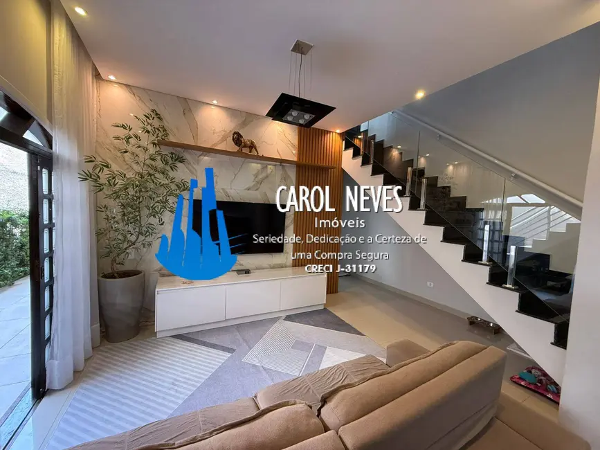 Casa com 4 quartos à venda, 246m2 em Mongagua - SP - imagem 9 Foto 9 de Casa com 4 quartos à venda, 246m2 em Mongagua - SP