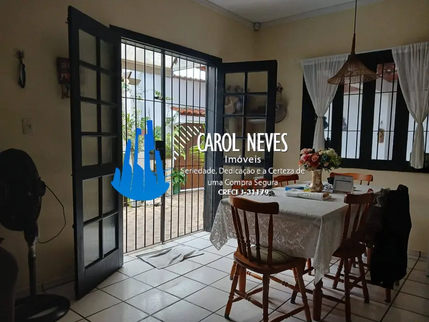 Foto 3 de Casa com 3 quartos à venda, 322m2 em Mongagua - SP