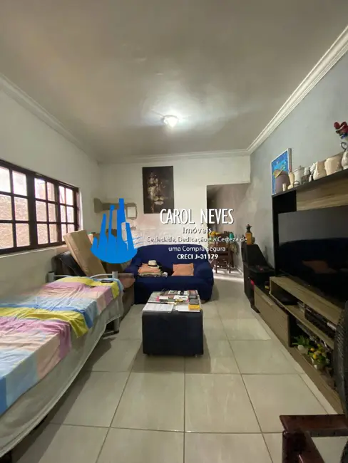Foto 2 de Casa com 2 quartos à venda, 65m2 em Itanhaem - SP
