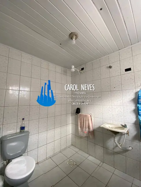 Foto 8 de Casa com 2 quartos à venda, 90m2 em Itanhaem - SP