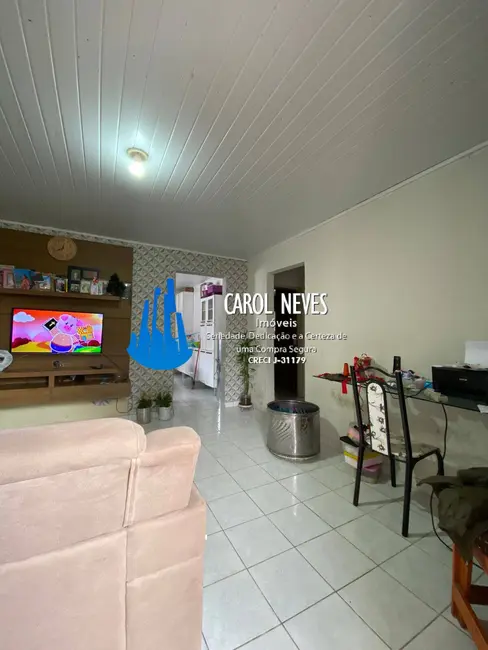 Foto 4 de Casa com 2 quartos à venda, 90m2 em Itanhaem - SP