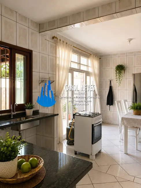Foto 6 de Casa com 2 quartos à venda, 120m2 em Mongagua - SP