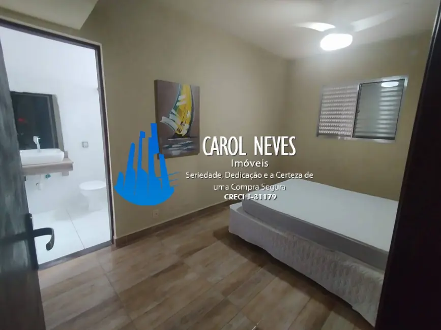 Foto 9 de Casa com 2 quartos à venda, 154m2 em Mongagua - SP