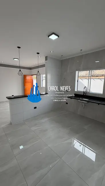 Foto 6 de Casa com 2 quartos à venda, 79m2 em Mongagua - SP
